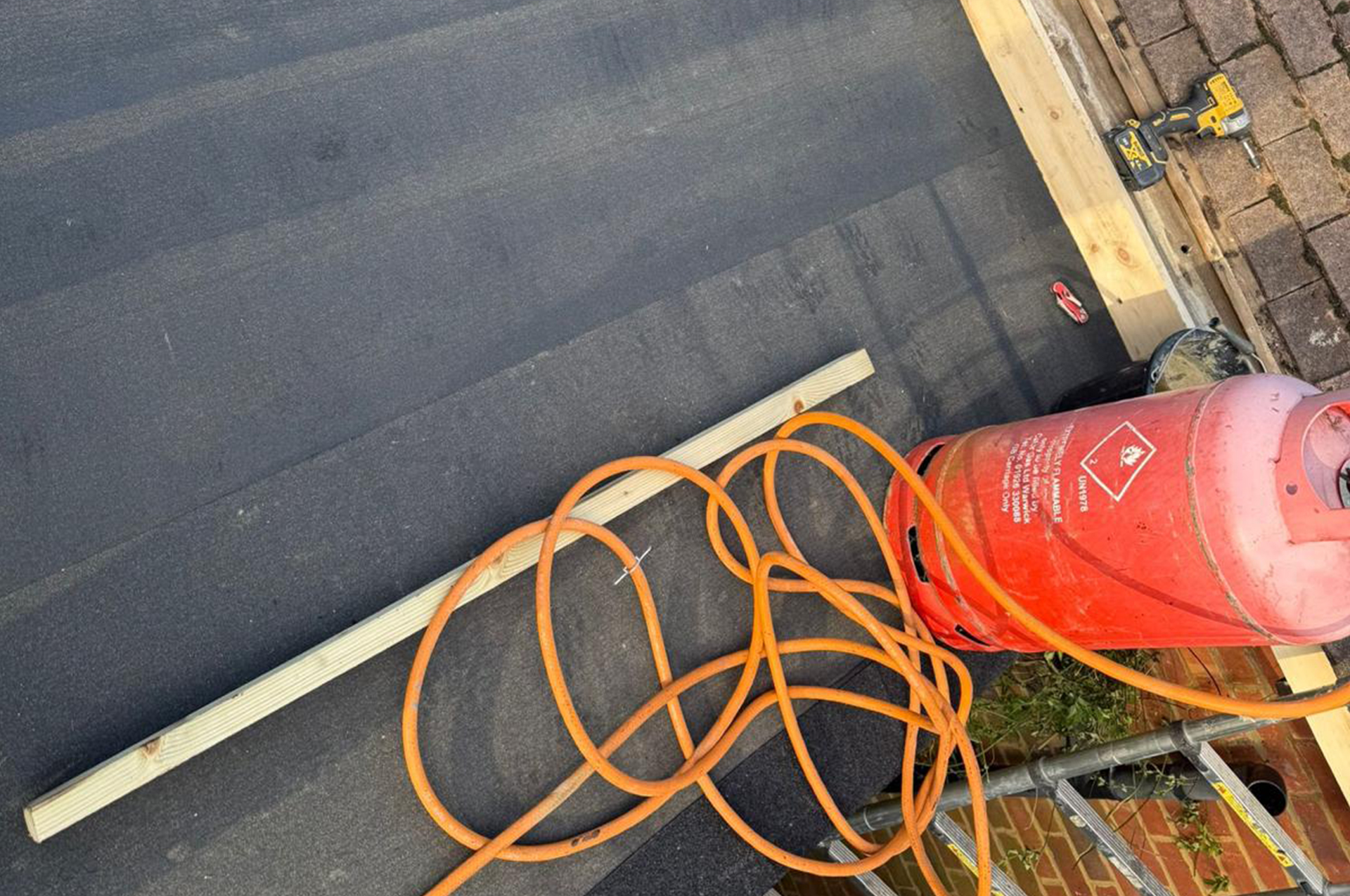 Roof cleaners near me Buckinghamshire