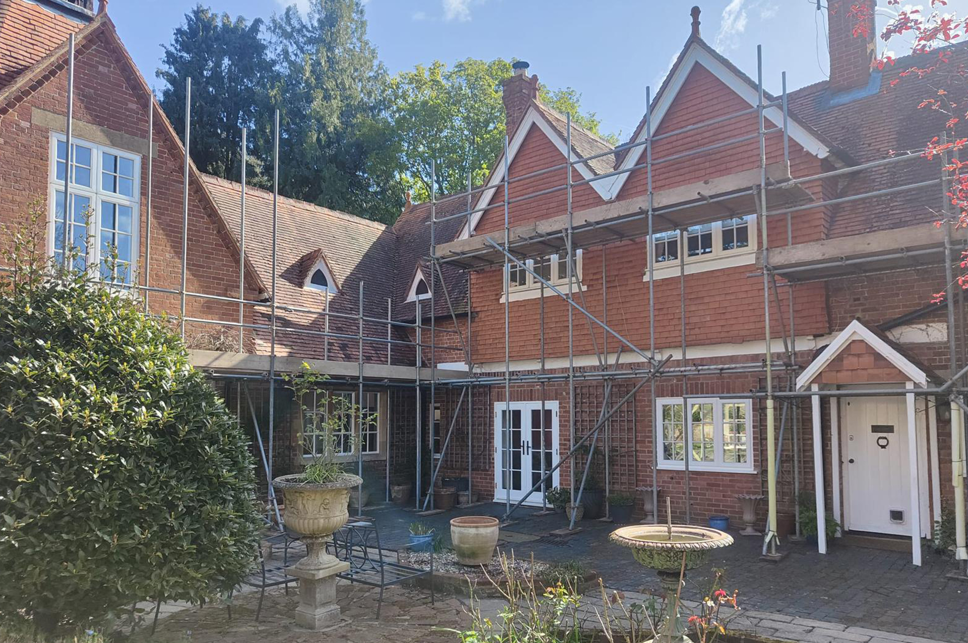 Roof repairs near me Buckinghamshire